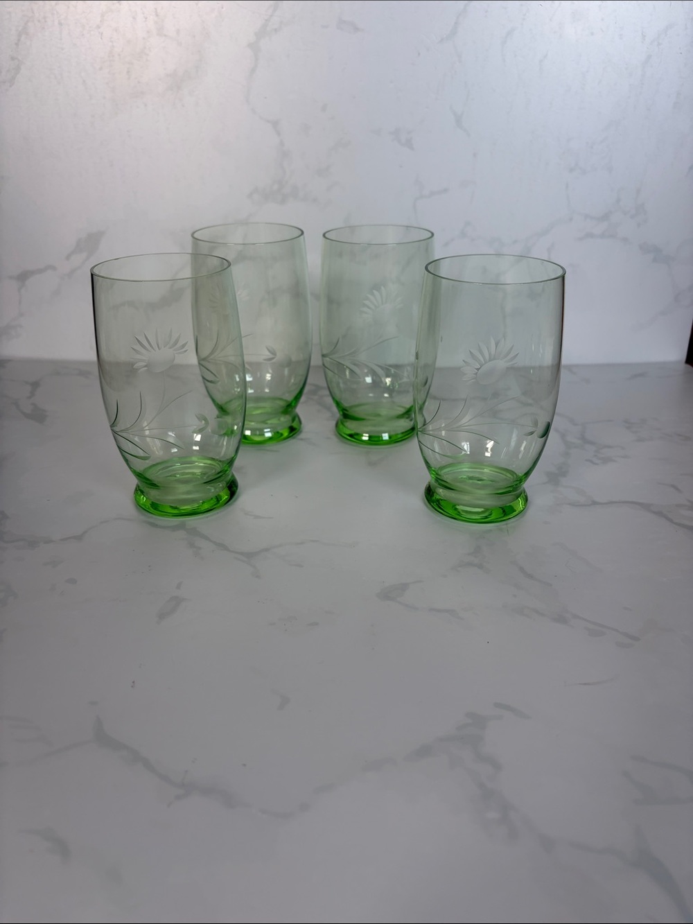 Vintage Etched Floral Green Footed Tumblers Juice Glasses Set of 4 MCM glassware